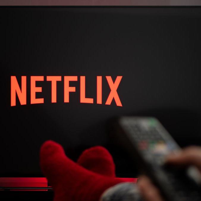 Netflix стал возвращать контент, дублированный на русский язык