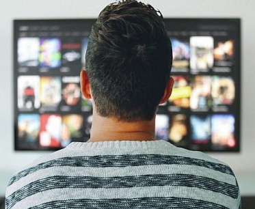 Российские онлайн-кинотеатры заработали 121 млрд рублей в 2024 году Российские онлайн-кинотеатры заработали 121 млрд рублей в 2024 году